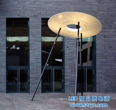 LED看成UFO！眼瞎還是太像？